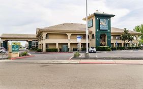 Quality Inn And Suites Lathrop